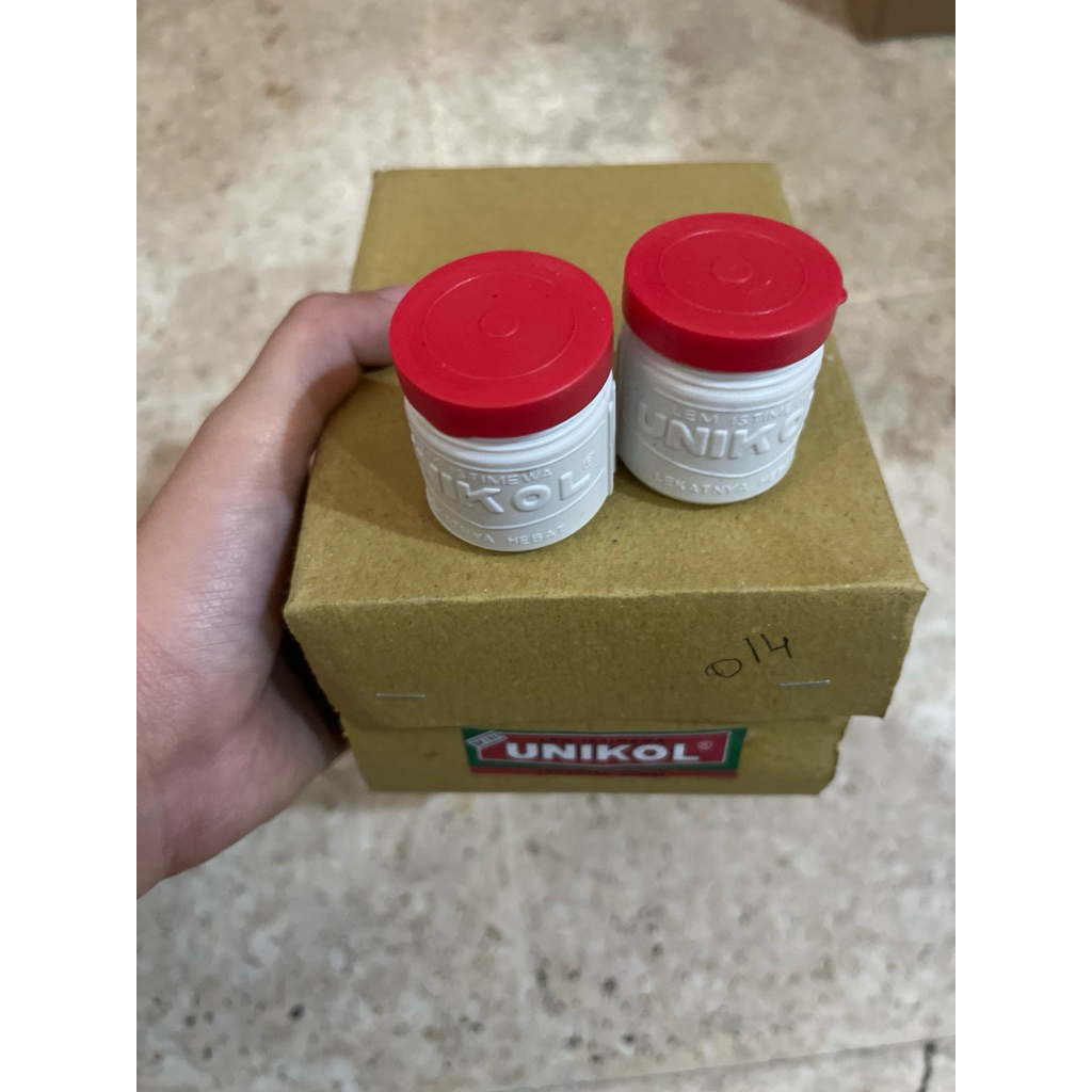 

LEM KERTAS UNIKOL MINI 1 pak isi 2 lusin (24biji)