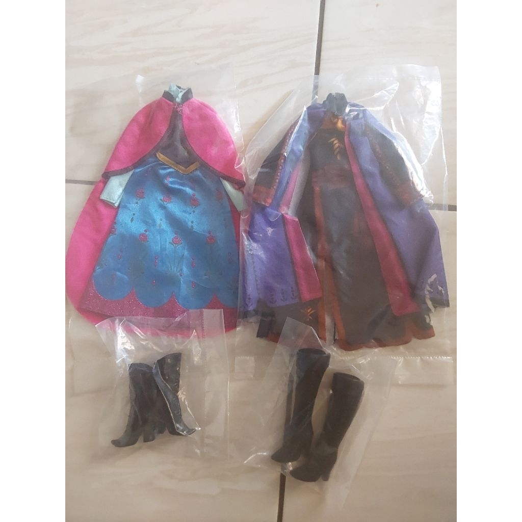 2 setelan baju + Sepatu boneka barbie ANNA FROZEN