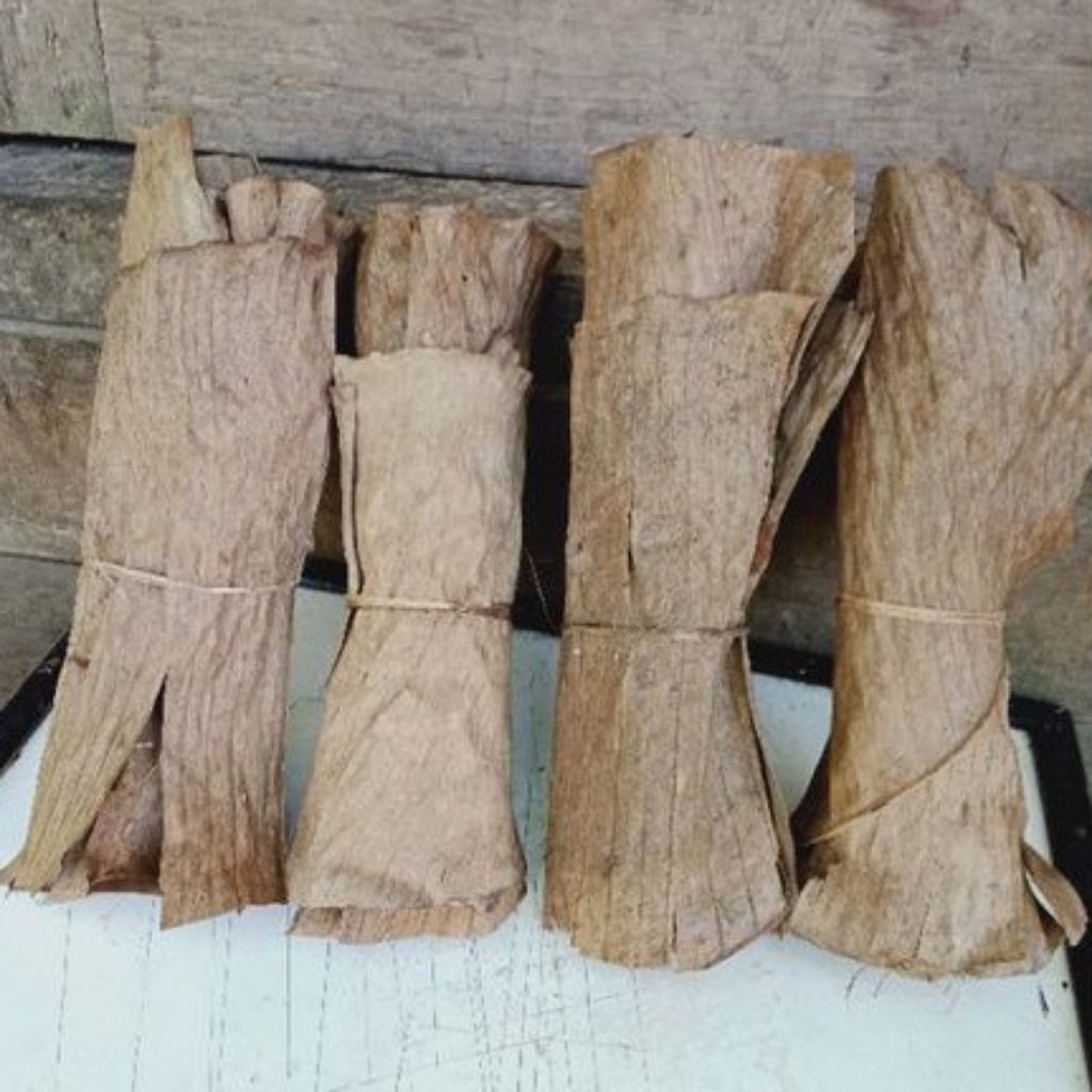 

Daun pisang kering / klaras perikat