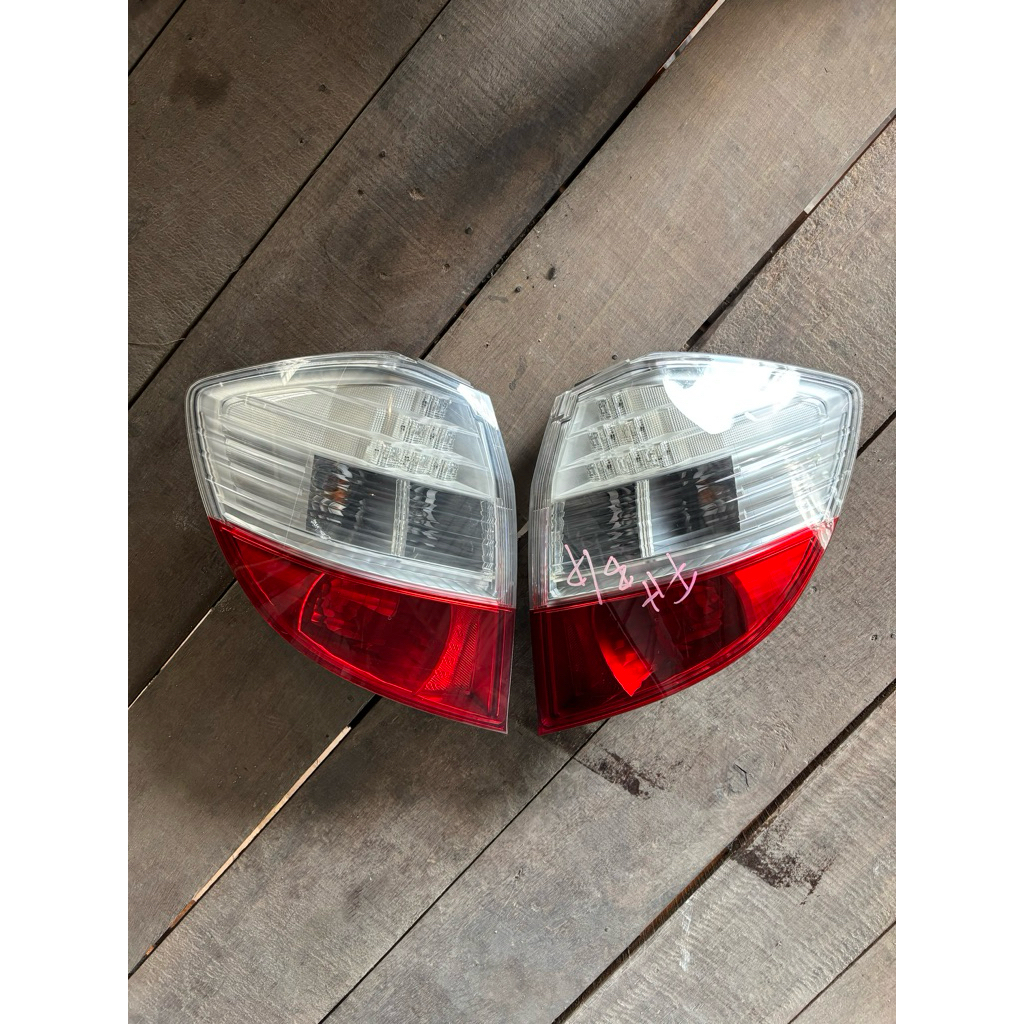 stoplamp jazz ge8 jdm original stanley ada retak