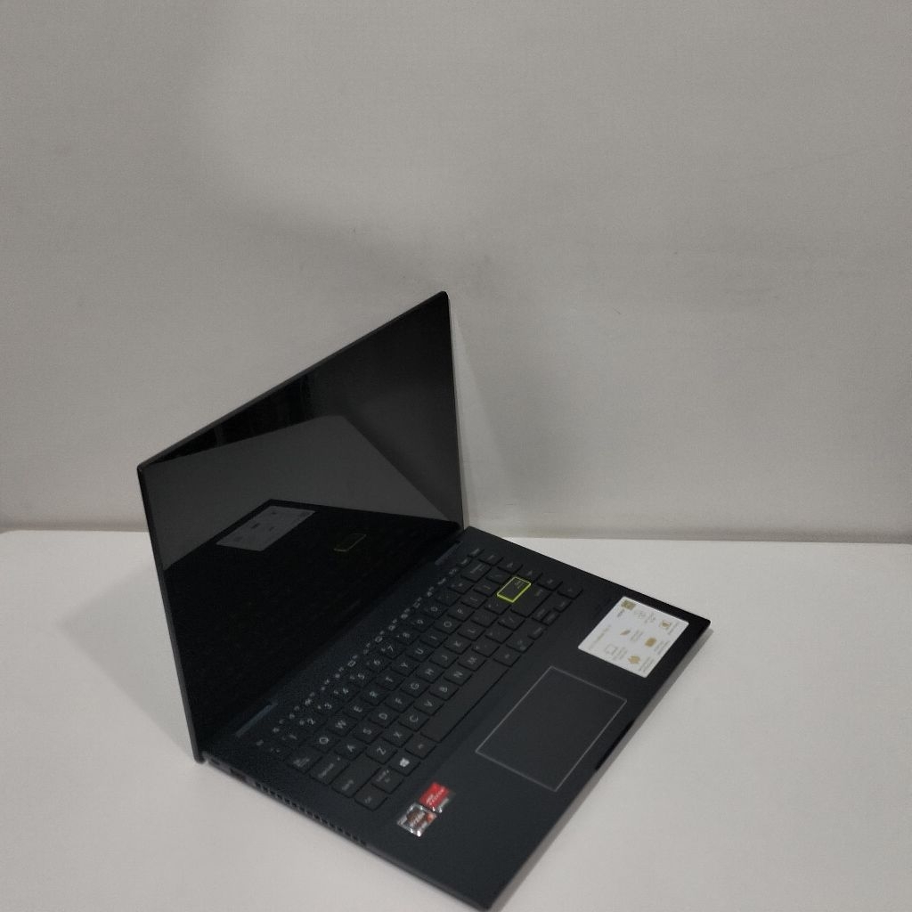 ASUS VIVOBOOK FLIP 14 TOUCSCREEN RYZEN 7-4700U 8GB/512GB