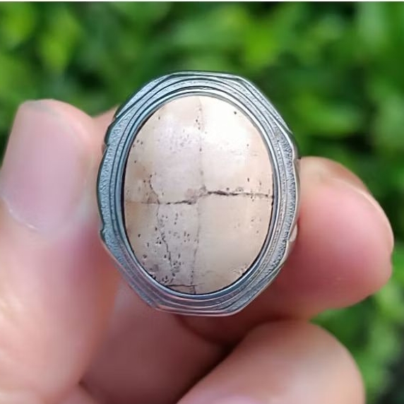 Natural Cincin Fosil Kelor Putih Tapak Jalak Ring Monel Kode 250516