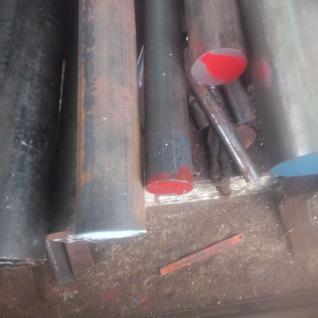 as besi padat bulat diameter 100 mm panjang 40 cm