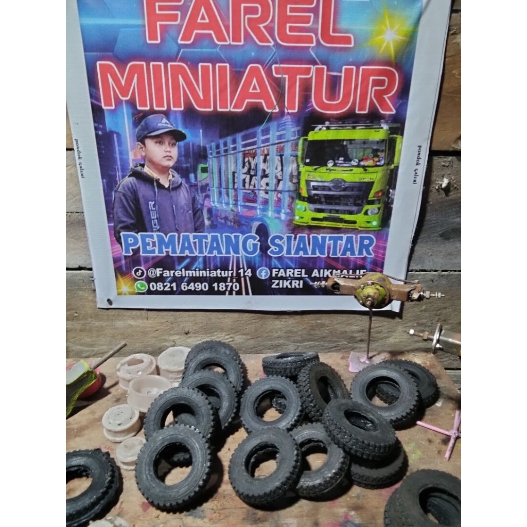 ban miniatur truk