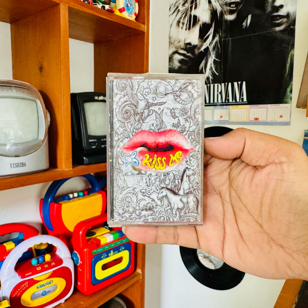 Kaset Pita / Tape / Walkman Slank Kiss Me Original 100% Berfungsi / Tested Indonesia Luar Campur Ori