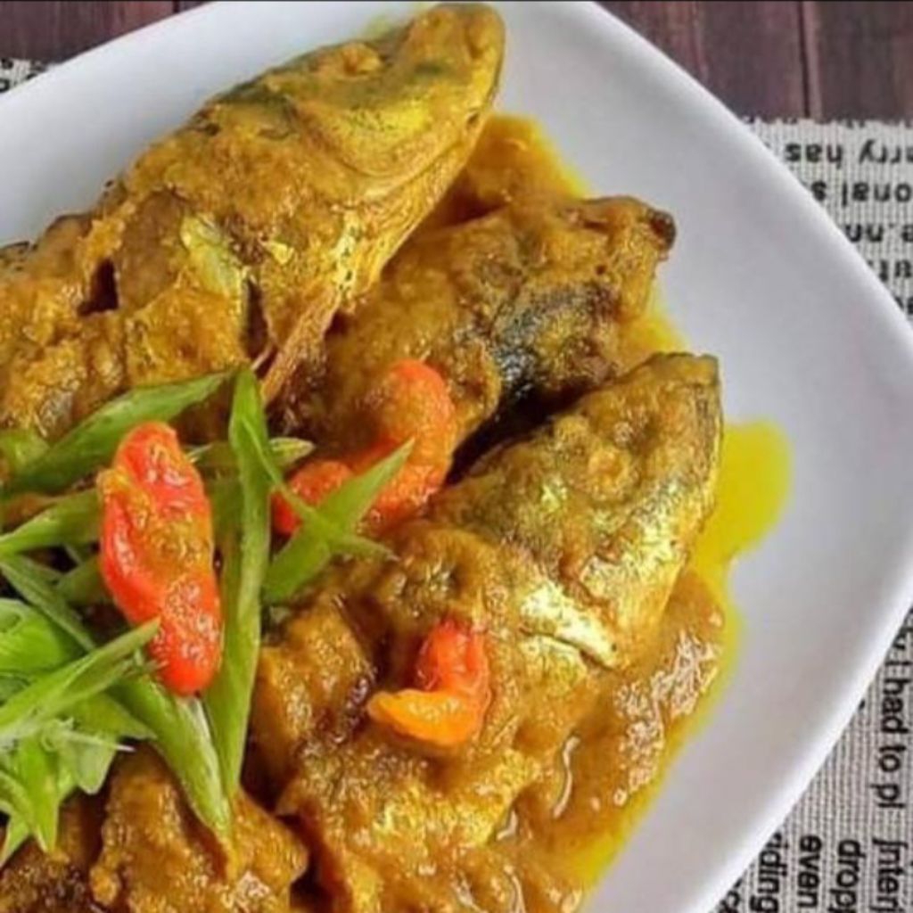 

Pesmol Ikan Kembung Bumbu Kuning