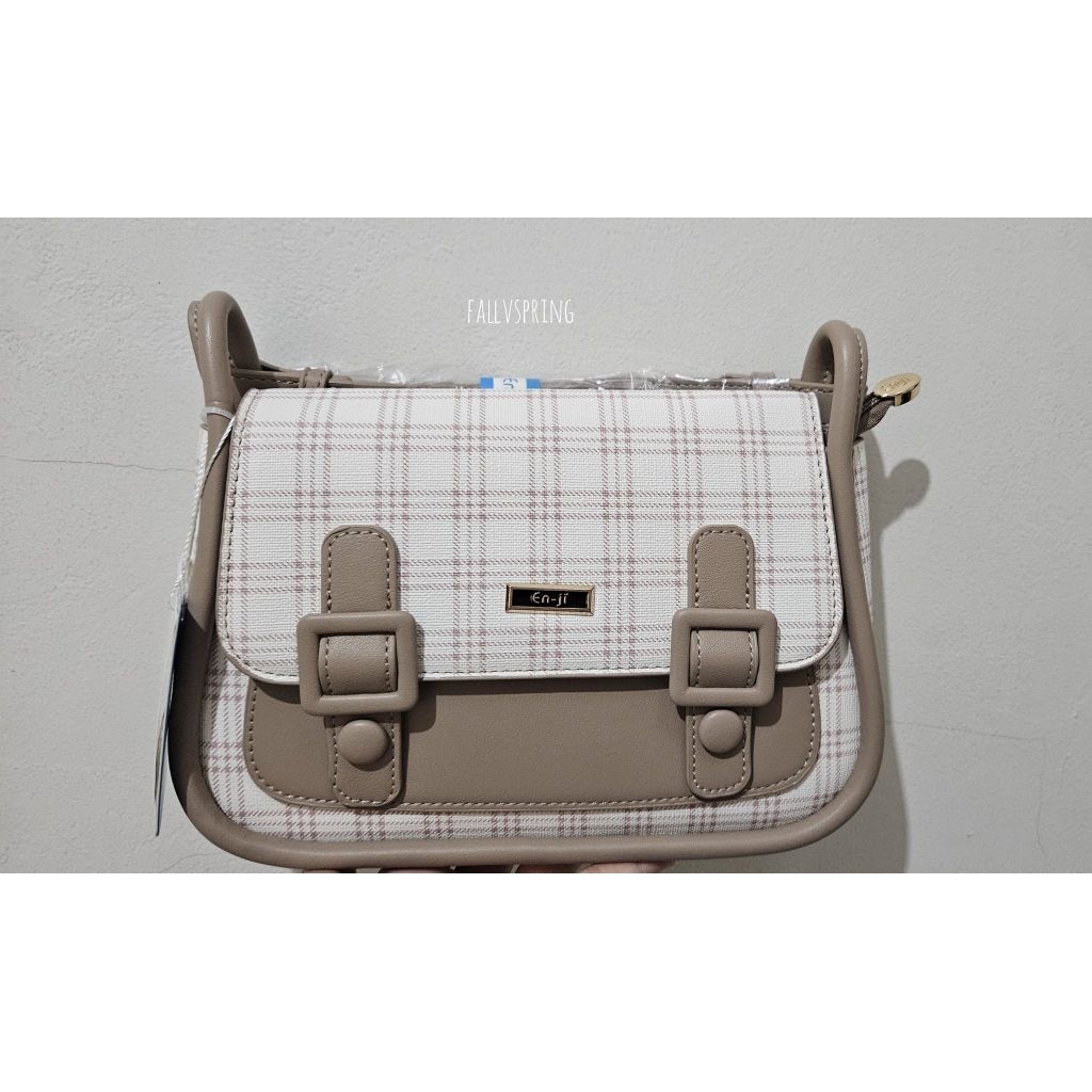 En-Ji Bag Collection