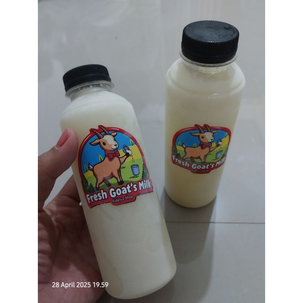 

Susu Kambing Murni tanpa bahan pengawet