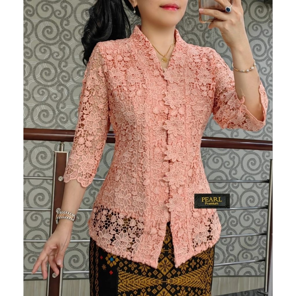 Kebaya Brokat Bangkok Premium Pearl Ori Kancing Depan