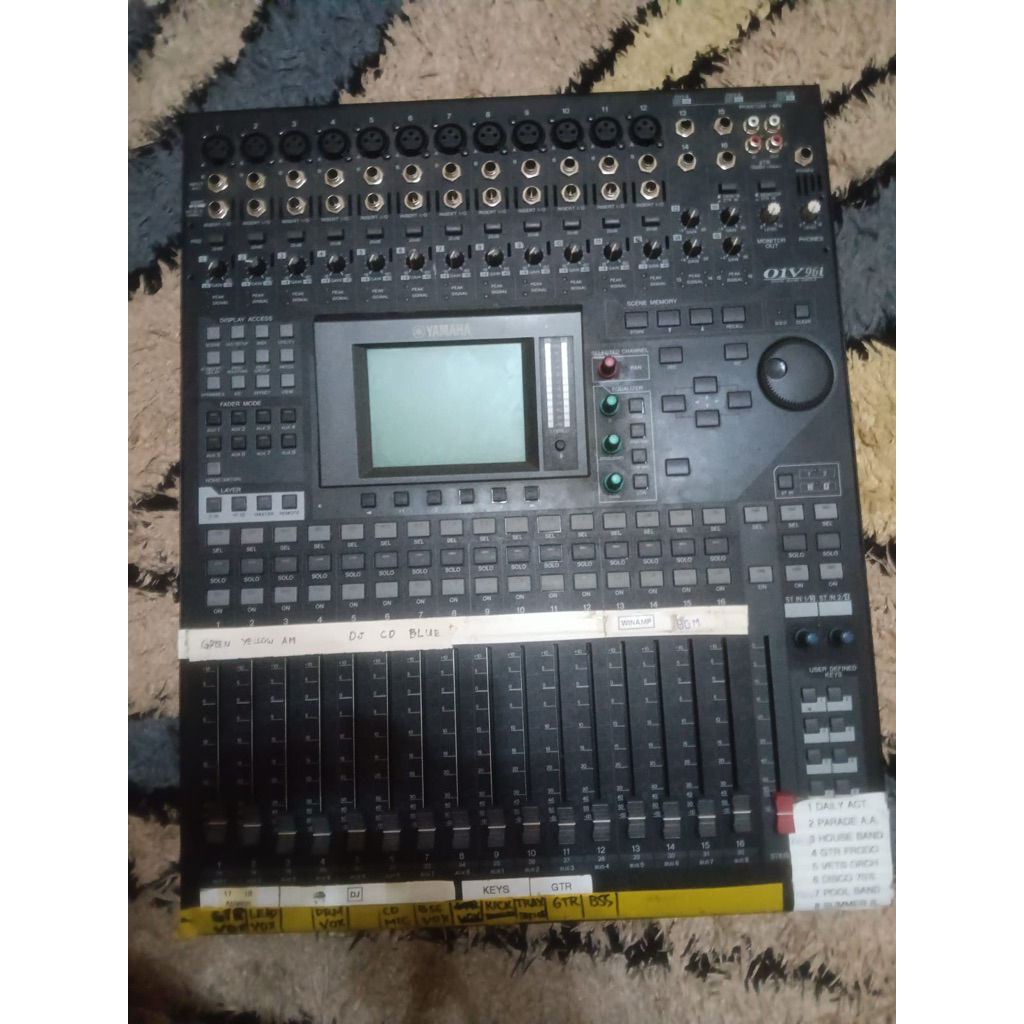 Yamaha mixer 01V96i