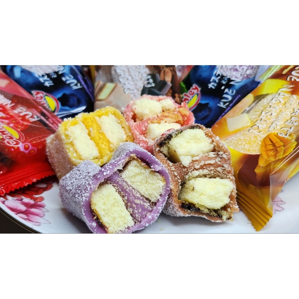 

PAKET LENGKAP 20+1 EXTRA BONUS QQ JELLY 5PCS KUE BOLU MOCHI NAGASAKI MIX 4 RASA COKLAT,MANGGA,STRAWBEERY,BLUEBERRY