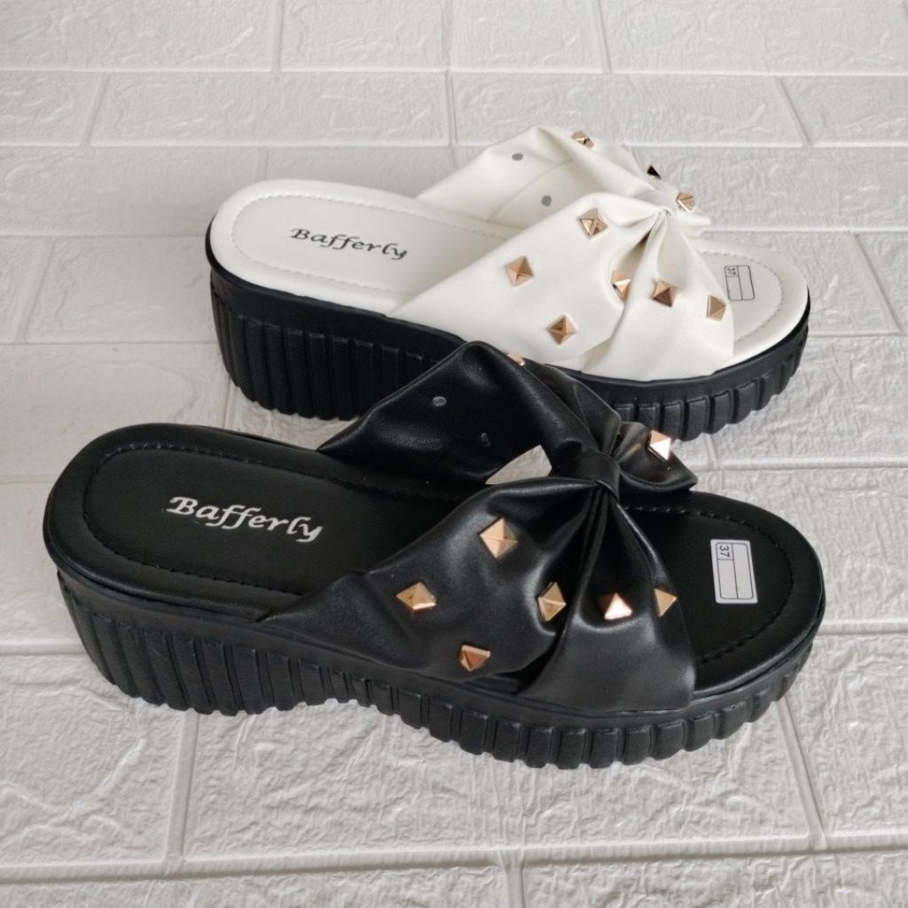 SANDAL WEDGES BAFFERLY SILANG VARIASI PYRAMID/ SANDRA