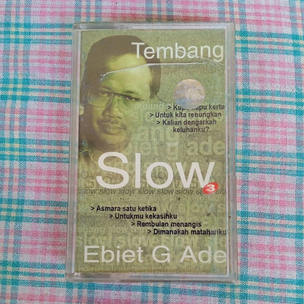 kaset pita tembang slow - ebiet g ade 3
