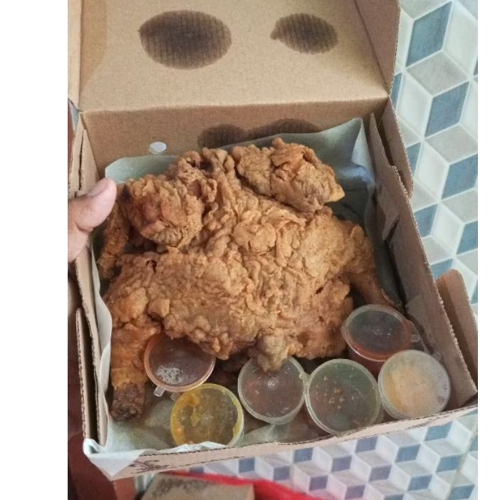 

ayam terbang utuh free 6cup.sambal