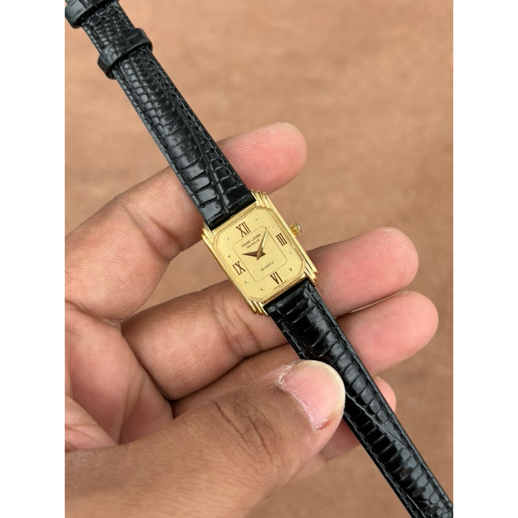 JAM TANGAN WANITA FAVRE LEUBA GENEVE QUARTZ SWISS MADE TANK MODEL