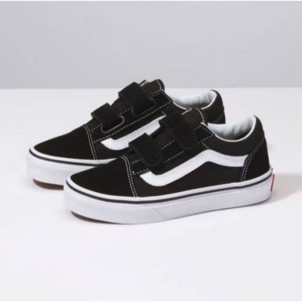 sepatu anak anak sekolah tk sD pria wanita kekinian