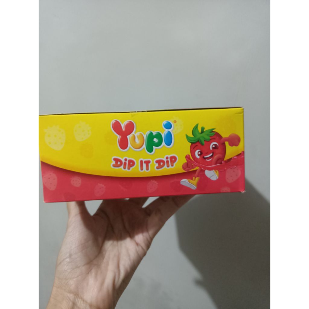 

YUPI DIP IT DIP / YUPI COCOL 1BOX ISI 12PCS