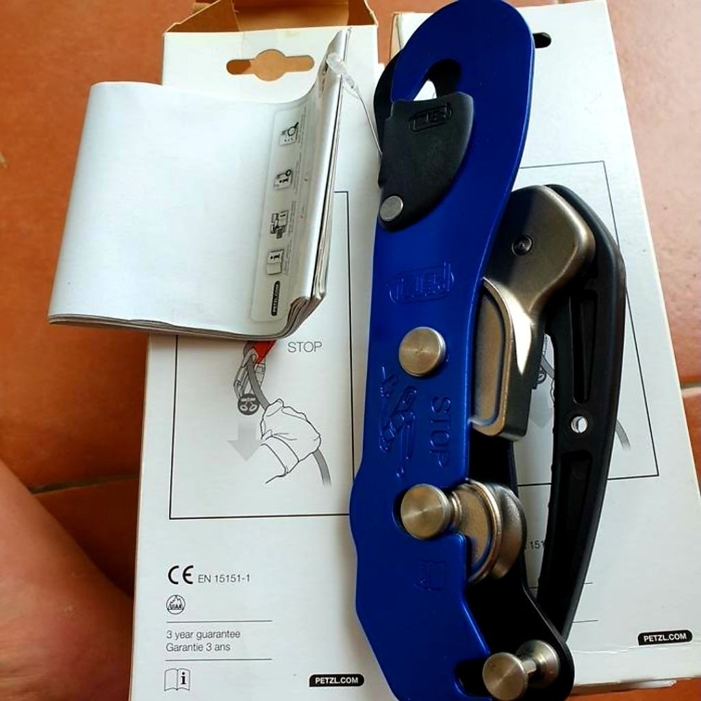 AUTOSTOP PETZL D-09 (NEW)