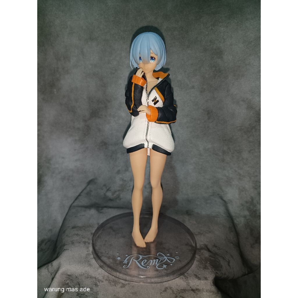 FIGURE RE:ZERO REM SUBARU TRAINING VER. ORIGINAL TAITO