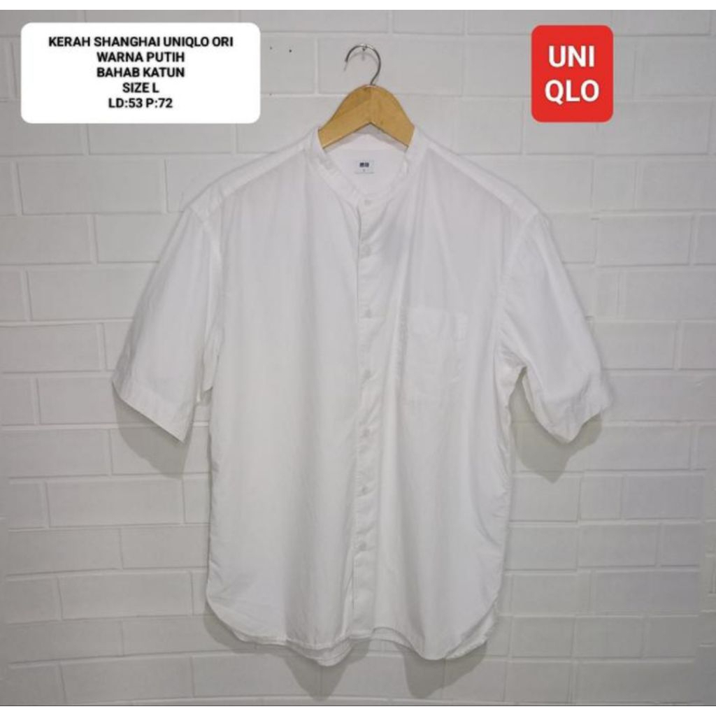 (ORIGINAL SECOND) UNIQLO / Kemeja Lengan Pendek Pria Kerah shanghai size L