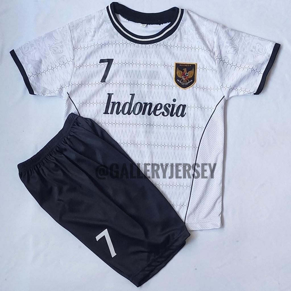 SETELAN BAJU BOLA TIMNAS INDONESIA PUTIH MARSELINO ANAK ANAK SETELAN JERSEY BOLA ANAK ANAK TIMNAS IN