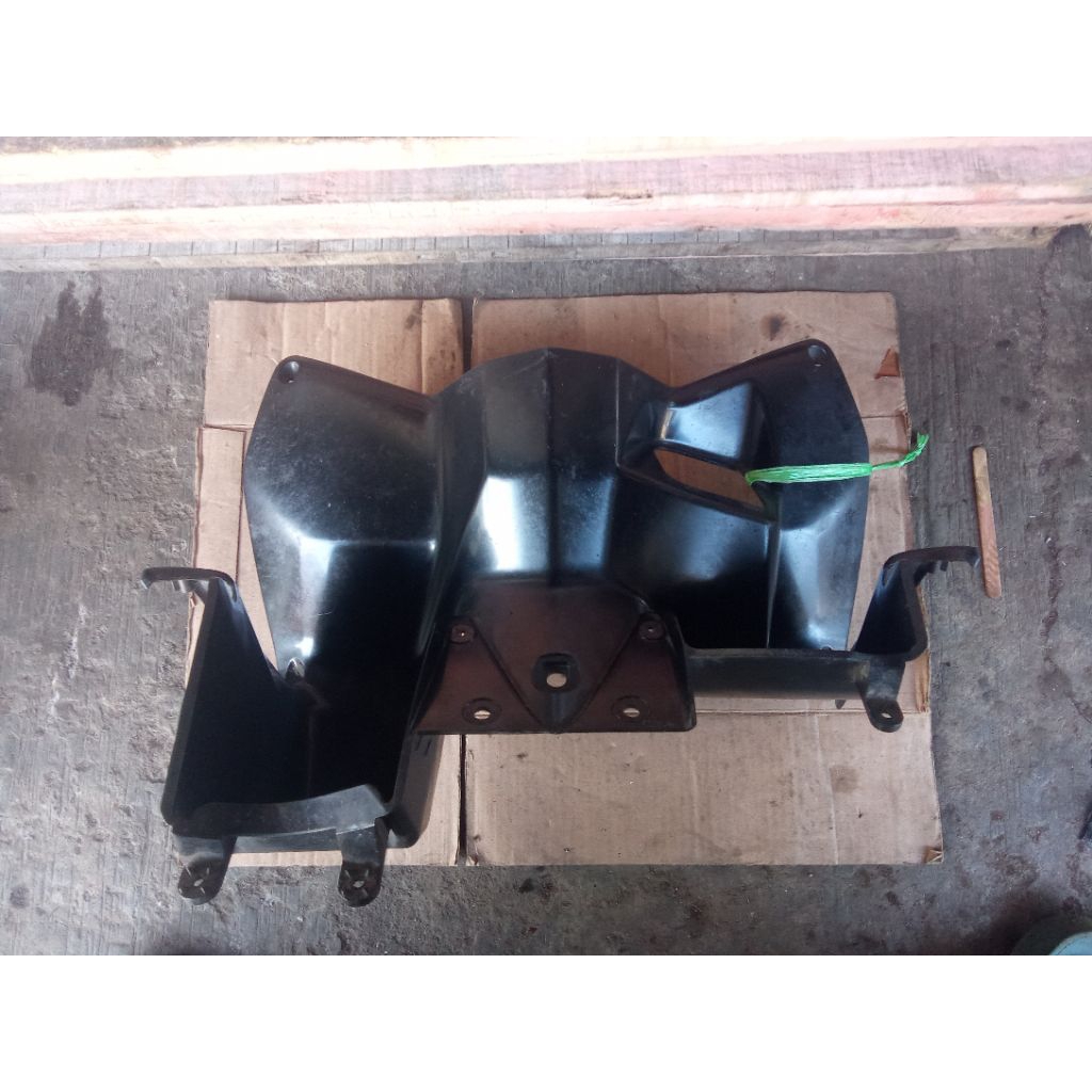 legshild kontak Honda Vario 125 old original bekas copotan