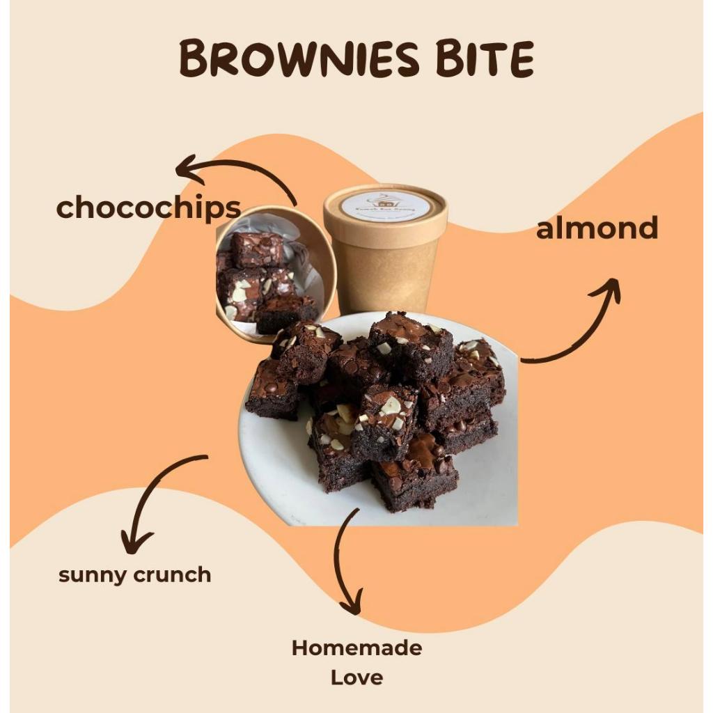 

Brownies Fudgy Bite Cup Premium Full Chocolate by Rumah Kue Sanny