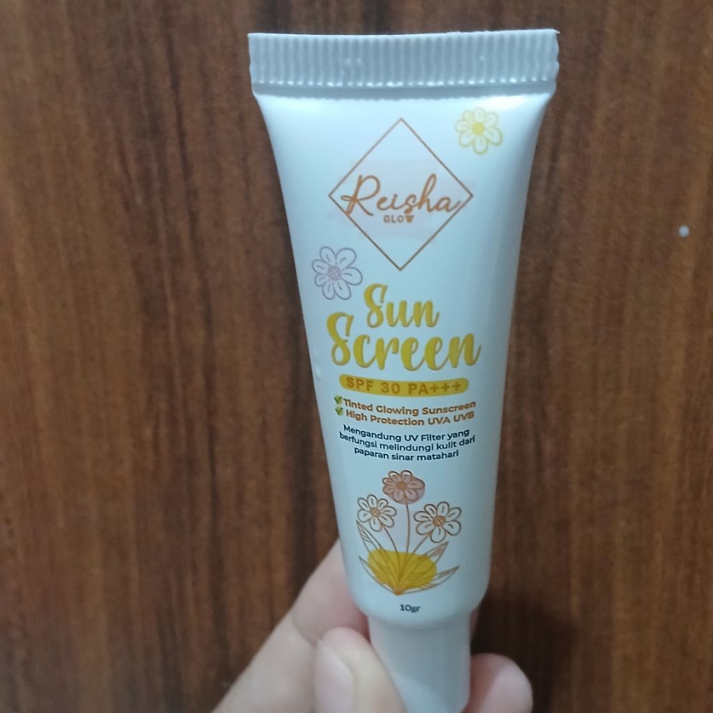 Tinted sunscreen Reisha glow by Noera (PRELOVED)