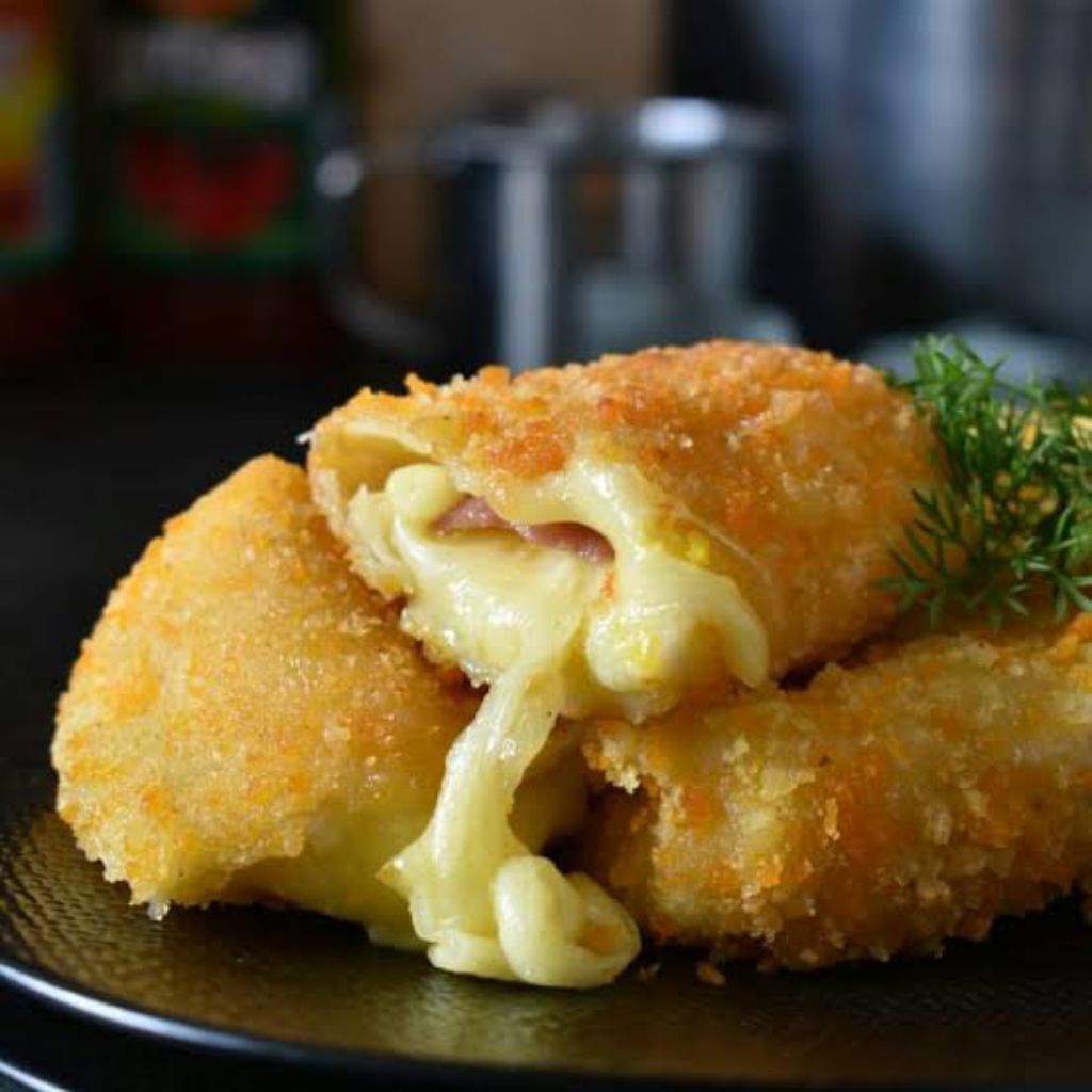 

RISOL MAYO+BEEF+EGG (ripe