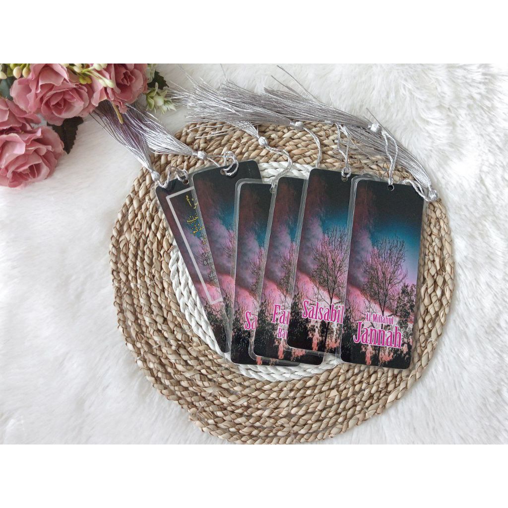 

Pembatas Buku Laminating Rumbai Custom