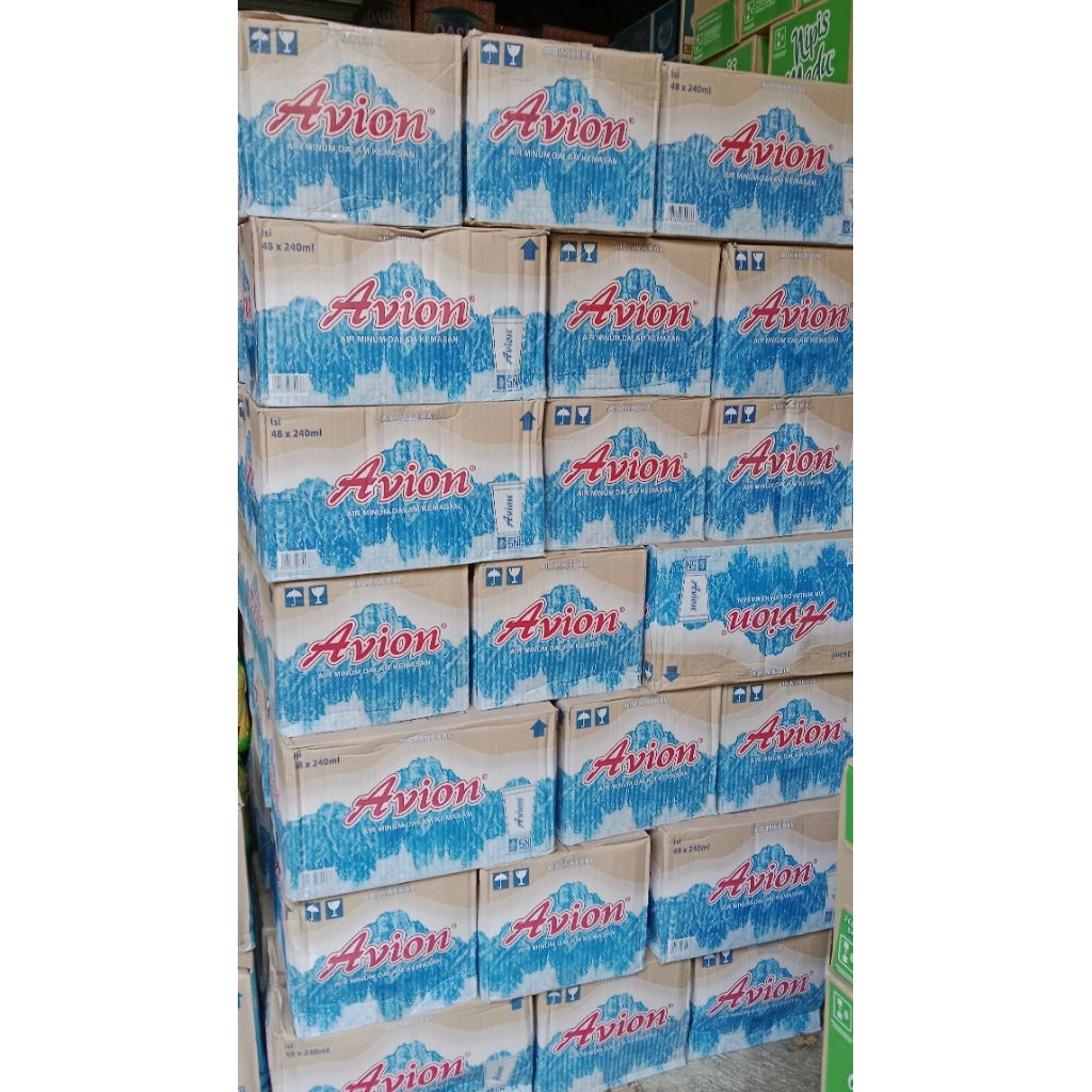 

Air mineral Avion gelas 1 dus 48cup