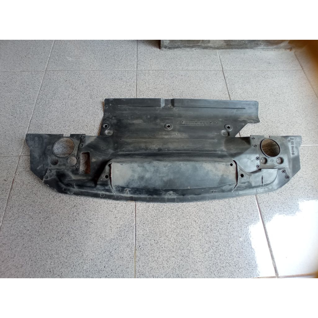 Cover Radiator Atas BMW E36 318i M40