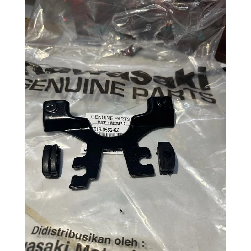 Breket spidometer ninja ss Dudukan Spidometer ninja ss ninja R original kawasaki pangkon spidometer