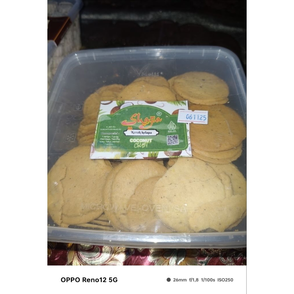 

Kue Akar kelapa 500 gram