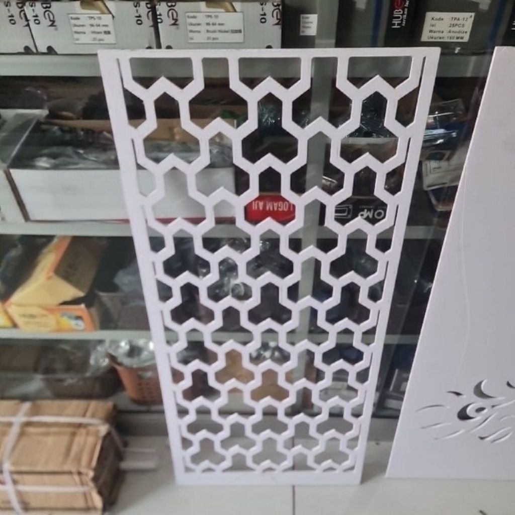CUTTING KARAWANG PVC BOARD UK 40X80 TEBAL 5MM