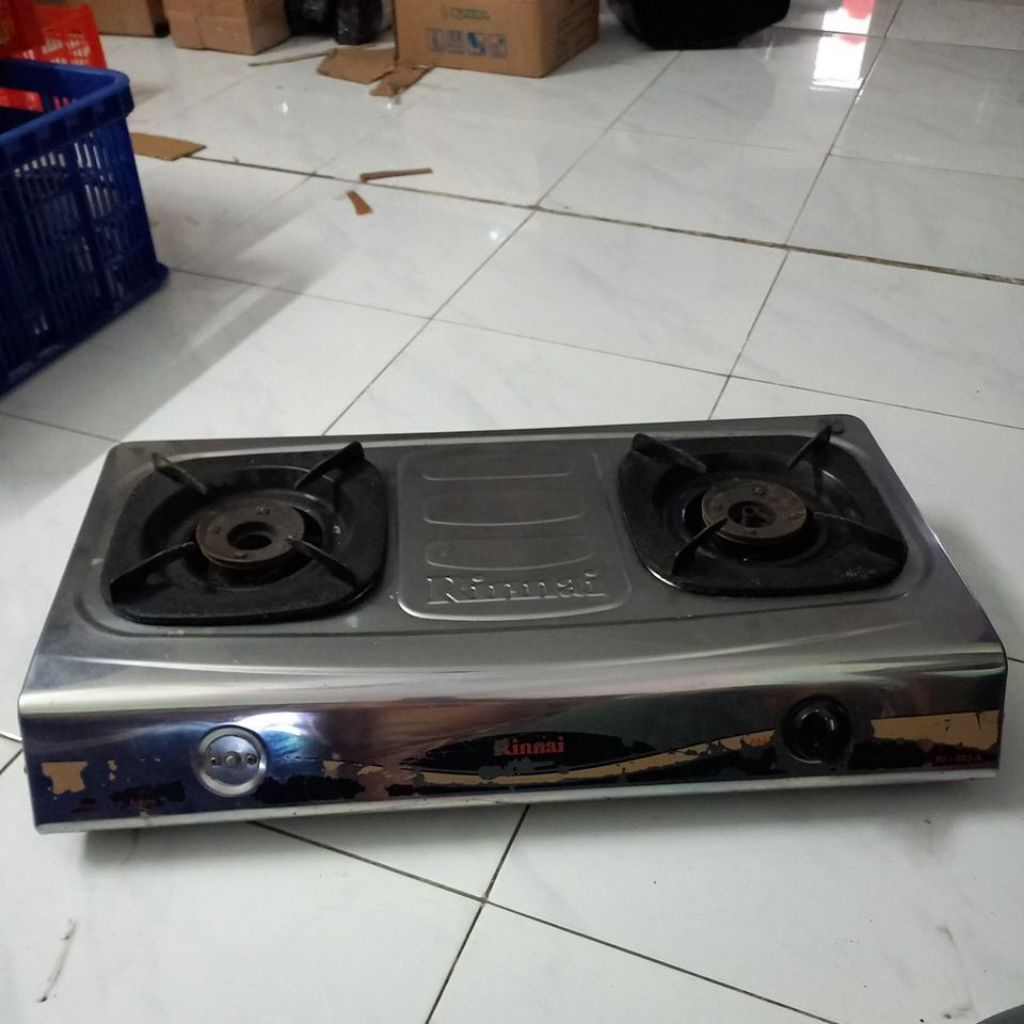 Kompor Rinai 2 tungku RI522 kondisi bekas jual apa adanya