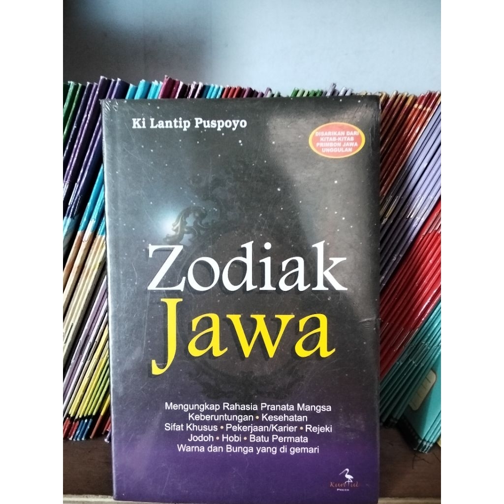 BUKU ZODIAK JAWA// ZODIAK JAWA BISA COD BAYAR DITEMPAT