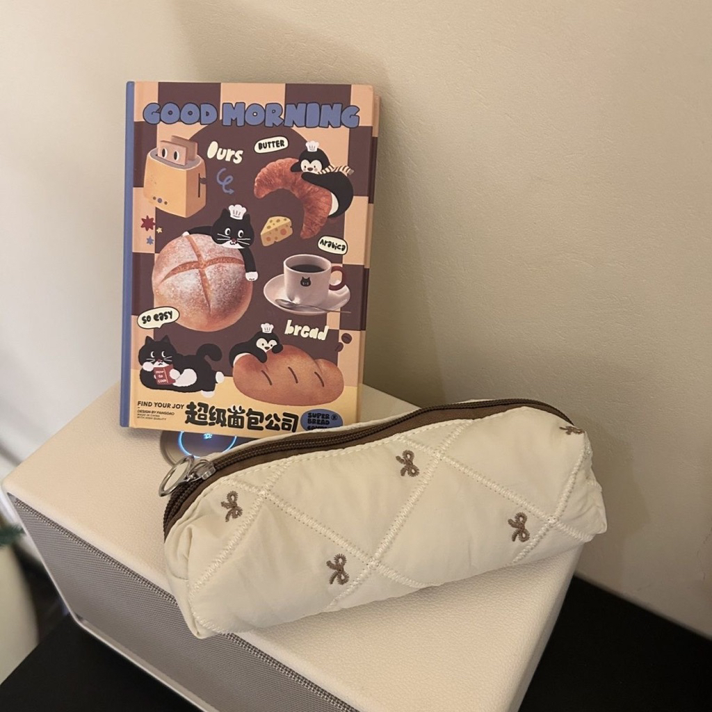 

Tempat Pensil Lucu || Tempat Pensil Coquette