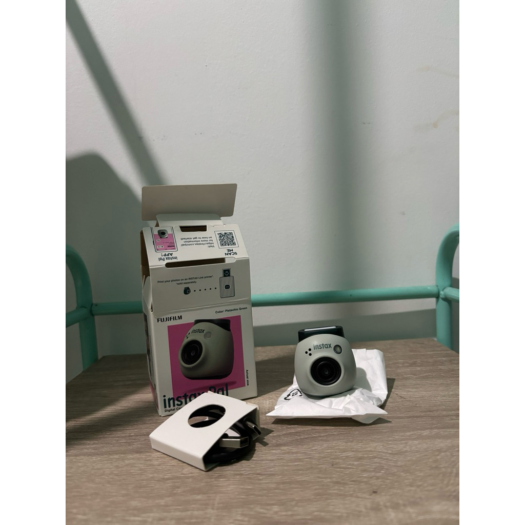 Fujifilm Instax Pal Second