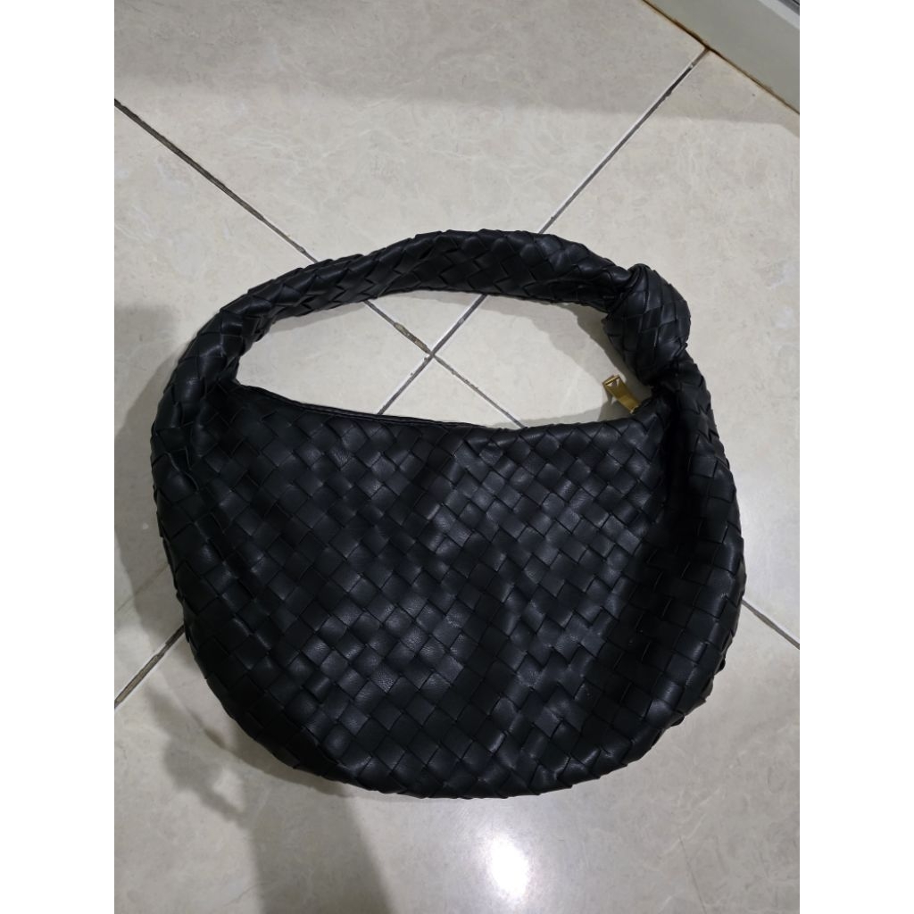 tas anyaman preloved