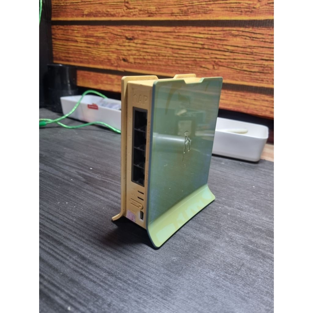 hAP lite RB941-2nD-TC (Bekas)