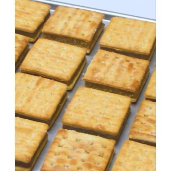 

Gabin pisang frozen isi 8