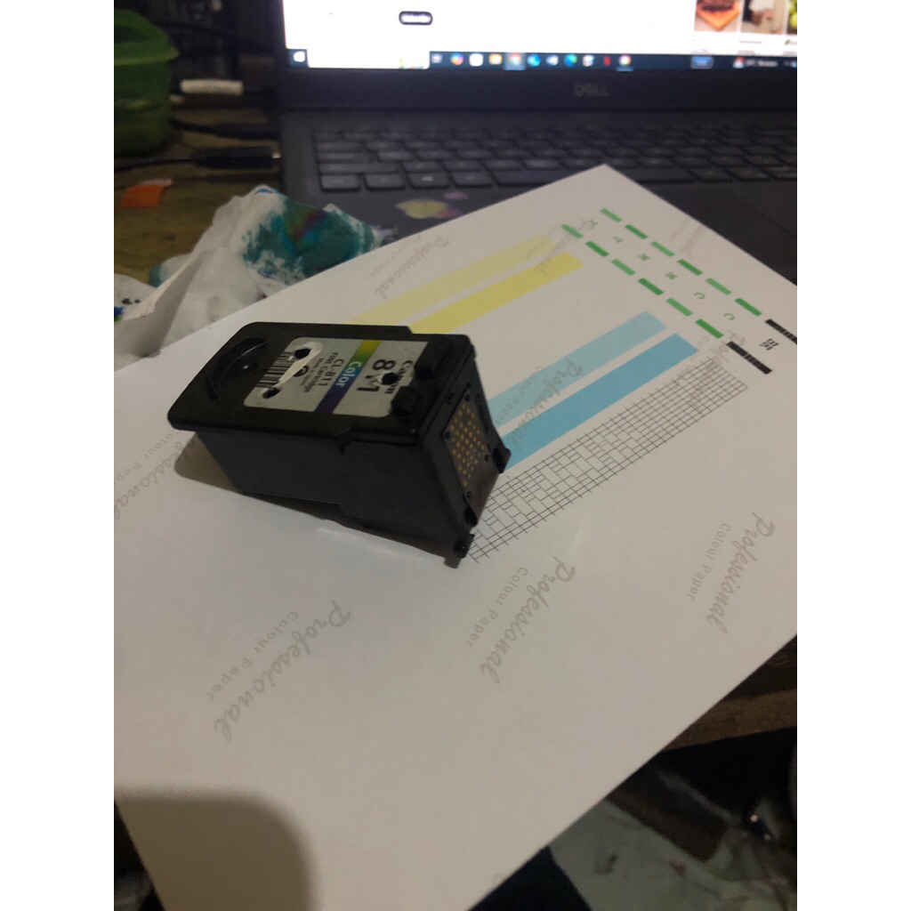 

Cartidge warna 811 keluar 2 warna