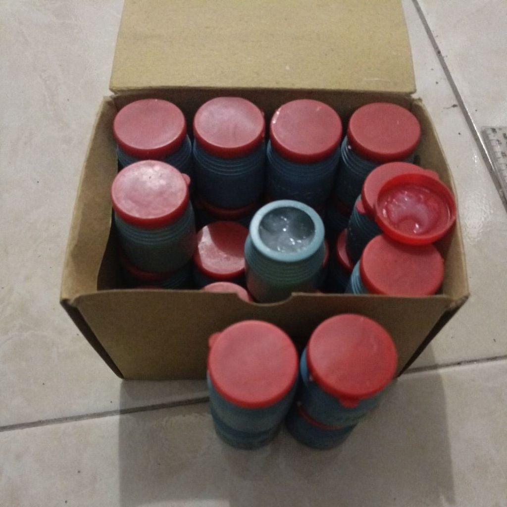 

lem kertas murah (24)