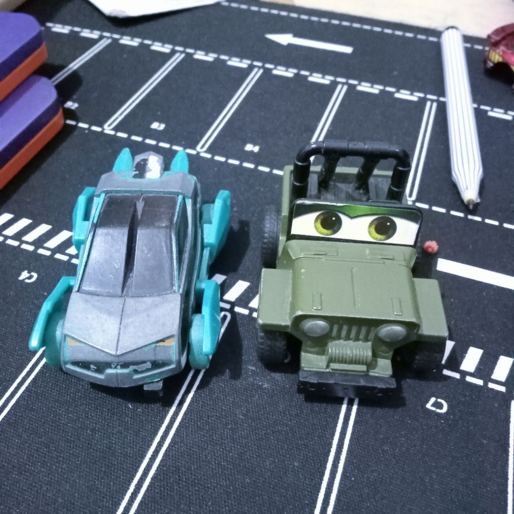 mobilan bekas mainan bagus hadiah cfc cartoon network