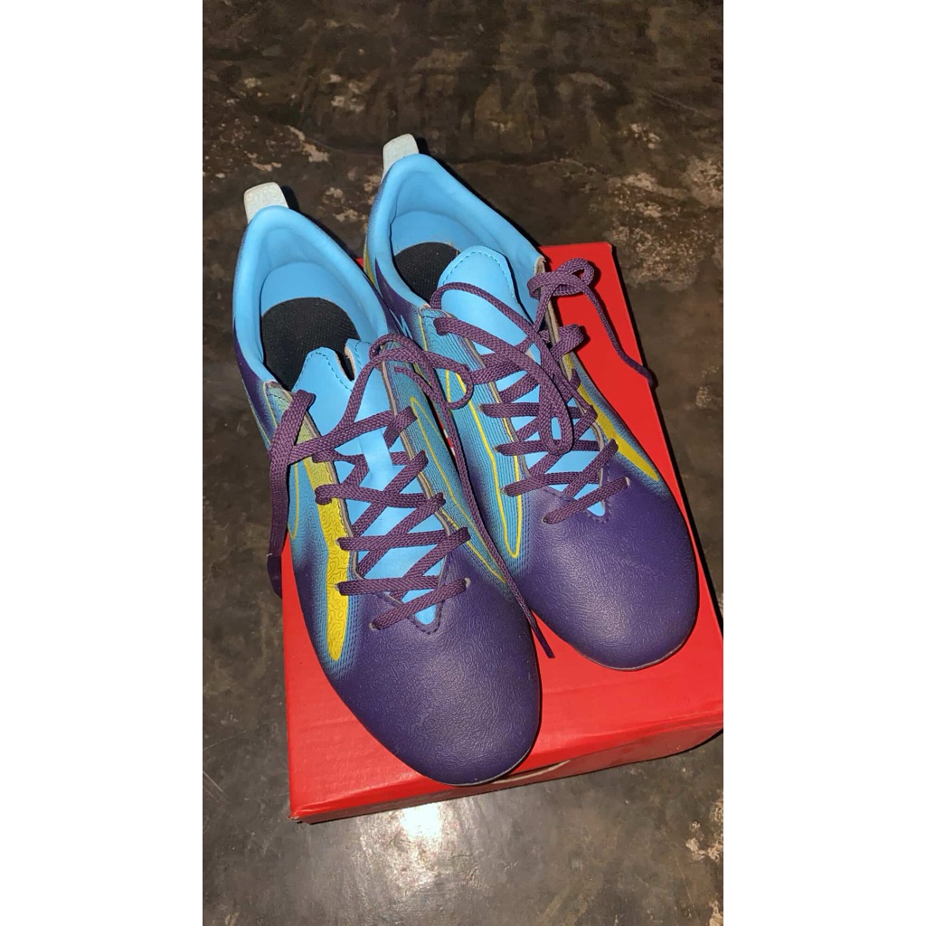 SepatuBolaSecondSpecs