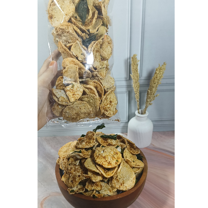 

RB Golden Cakery Keripik Bakso Goreng CIKRUH Pedas Daun Jeruk