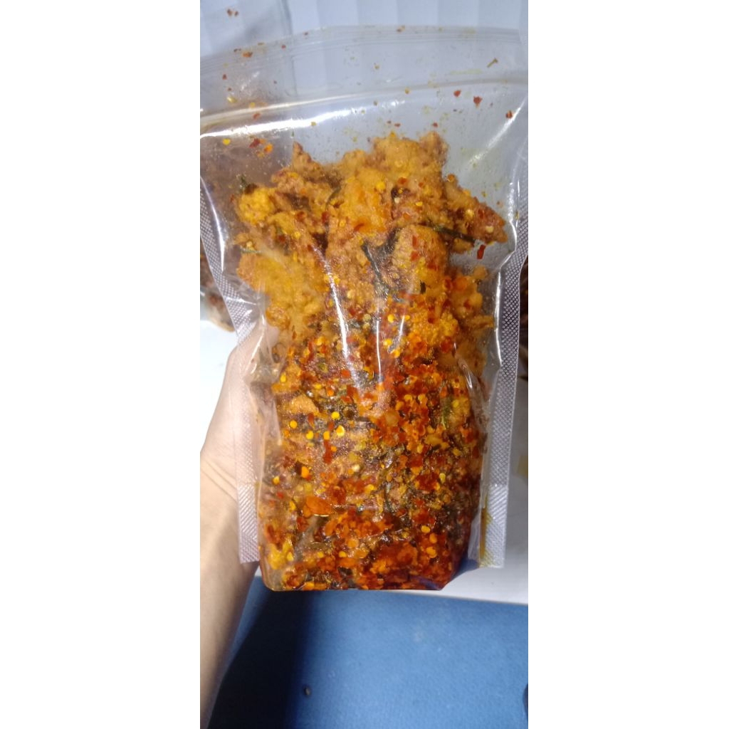 

kulit ayam crispy 300gram pedas manis gurih daun jeruk
