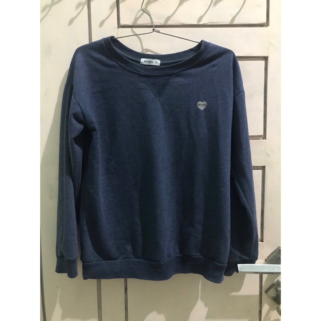 preloved sweater nevada