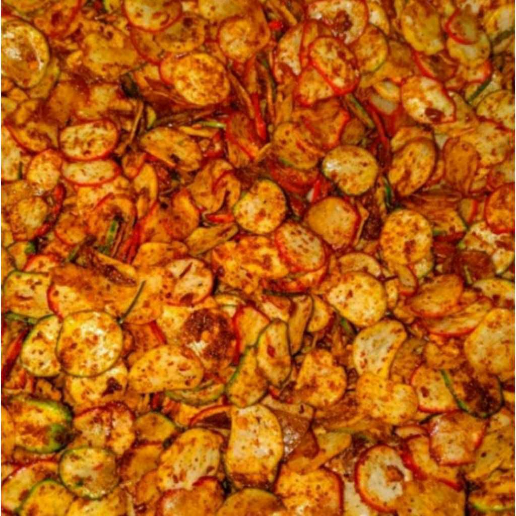 

Seublak Kerupuk bawang Pedas Daun Jeruk